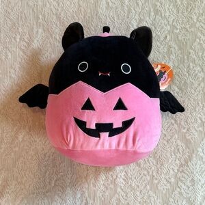 NWT Squishmallow 12in retired Emily Halloween 2023 pink jack-o’-lantern bat